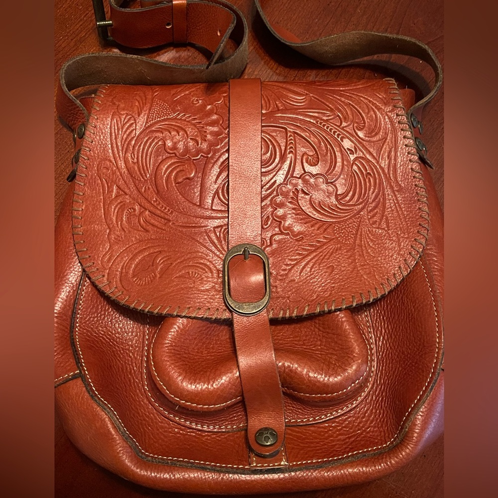 Genuine Italian Leather Authentic Patricia Nash Barcelona Handbag